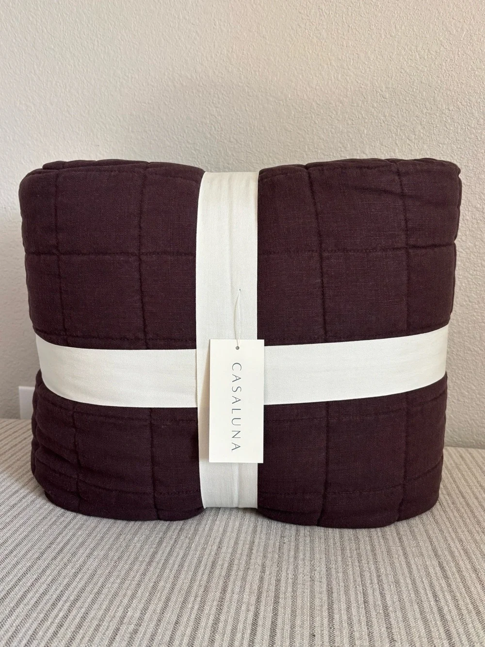 NWT King Plus Heavyweight Linen Blend Quilt Dark Fig - Casaluna